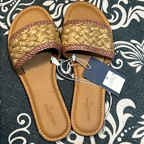 Universal Thread Shoes - Universal Thread Dez Woven Slides
